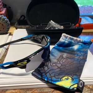Rare 2013 Limited Edition RadarLock’s from Oakley